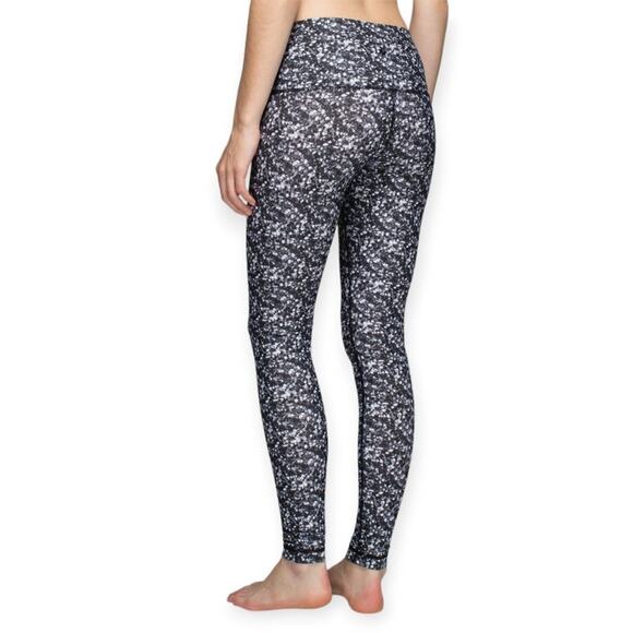 Lululemon Shine Tight Roll Down Legging SIZE 4 Shimmy Shimmer Black White Pant - Picture 2 of 10